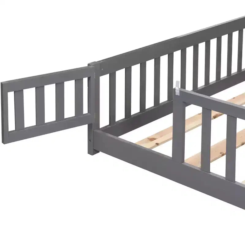 Struttura letto in legno massello a pavimento, singola, grigio/naturale/bianco, bambini (2-12 anni), 1 bambino