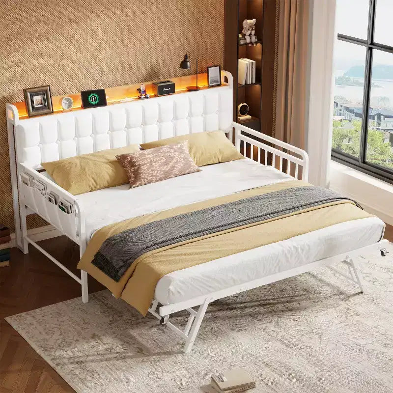 Divano letto singolo imbottito bianco/nero con letto estraibile, LED e stazione di ricarica – Posti letto 2
