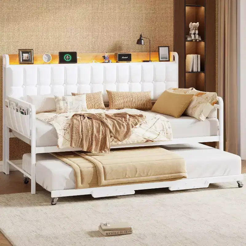 Divano letto singolo imbottito bianco/nero con letto estraibile, LED e stazione di ricarica – Posti letto 2