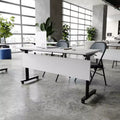 Tavolo da formazione ribaltabile a 2 posti in laminato nero con gambe a T e pannello di modestia