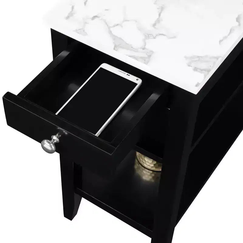 Tavolino finale con 1 cassetto e ripiani aperti | Legno di fienile/Nero, Finto marmo bianco | 1 Pezzo